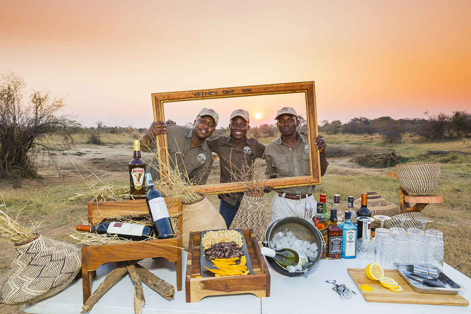 Verney's Camp: Serviceteam Verney's Camp: Serviceteam