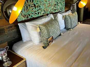 Sitatunga Private Island Camp: Ein Doppelbett Sitatunga Private Island Camp: Ein Doppelbett