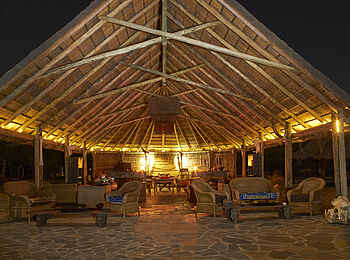 Konkamoya Lodge: Vorderes Hauptgebäude Konkamoya Lodge: Vorderes Hauptgebäude