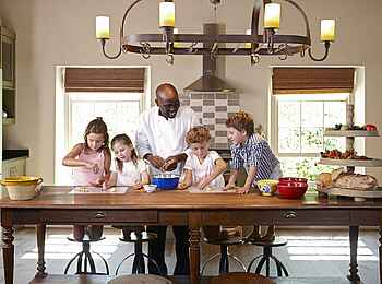 La Cle des Montagnes: Kochstunde mit den Kindern La Cle des Montagnes: Kochstunde mit den Kindern