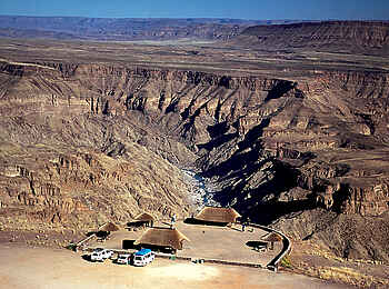 Canyon Lodge: Ausgangspunkt für Touren durch den Fish River Canyon Canyon Lodge: Ausgangspunkt für Touren durch den Fish River Canyon