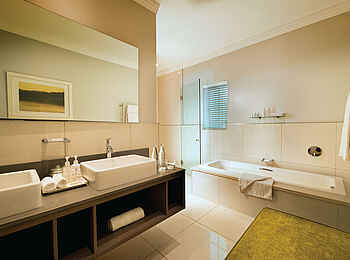 Fancourt Hotel: Bad Luxury Room Fancourt Hotel: Bad Luxury Room