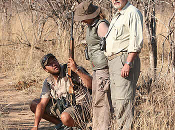Camp Hwange: Geführte Buschwanderung Camp Hwange: Geführte Buschwanderung
