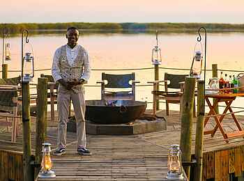 Sitatunga Private Island Camp: Die Boma Sitatunga Private Island Camp: Die Boma