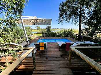 Kala Camp: Am Pool Kala Camp: Am Pool