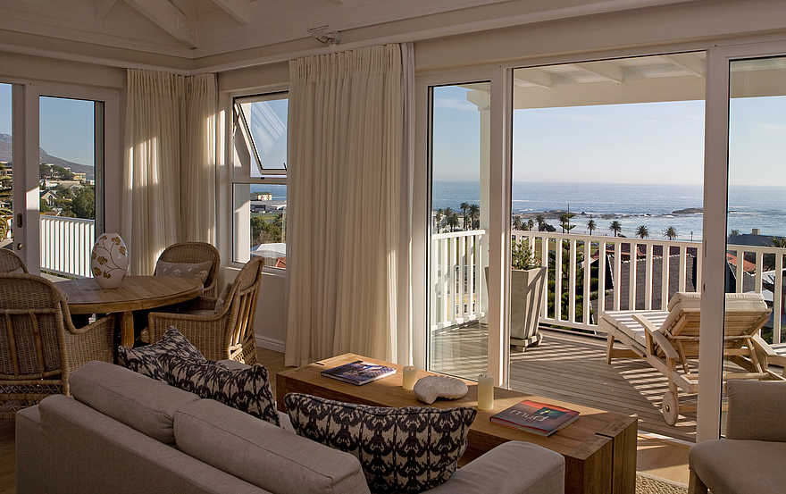 Sea Five Boutique Hotel: Gästesuite mit Blick Sea Five Boutique Hotel: Gästesuite mit Blick