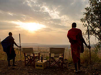 Kubu Kubu Tented Camp: Sonnenuntergang in der Serengeti Kubu Kubu Tented Camp: Sonnenuntergang in der Serengeti