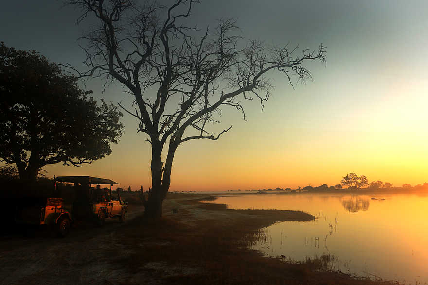 Miracle Rivers Komfort Safari: Sonnenuntergang am Fluss Miracle Rivers Komfort Safari: Sonnenuntergang am Fluss