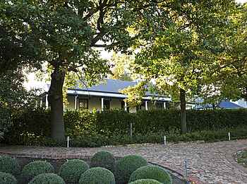 La Cle des Montagnes: Außenansicht der Villa La Grange La Cle des Montagnes: Außenansicht der Villa La Grange