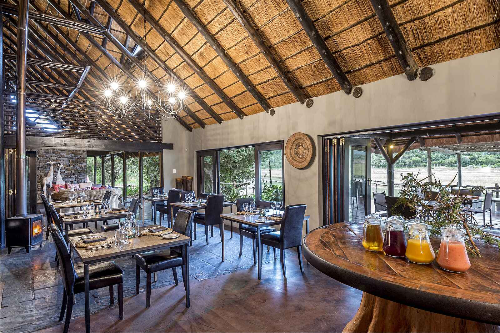 Kariega River Lodge: Essbereich Kariega River Lodge: Essbereich