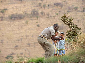 Kubu Kubu Tented Camp: Wanderung mit Kindern Kubu Kubu Tented Camp: Wanderung mit Kindern