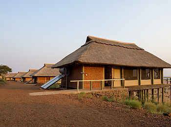 Kubu Kubu Tented Camp: Außenansicht der Zelte Kubu Kubu Tented Camp: Außenansicht der Zelte