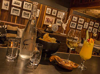 MalaMala Camp: Drink an der Bar MalaMala Camp: Drink an der Bar