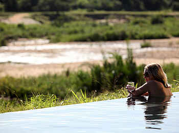 MalaMala Camp: Ausblick vom Pool MalaMala Camp: Ausblick vom Pool