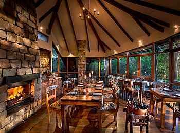 Tsala Treetop Lodge: Essbereich Tsala Treetop Lodge: Essbereich