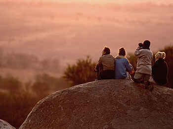 Lamai Serengeti: Kopje als Aussichtspunkt Lamai Serengeti: Kopje als Aussichtspunkt