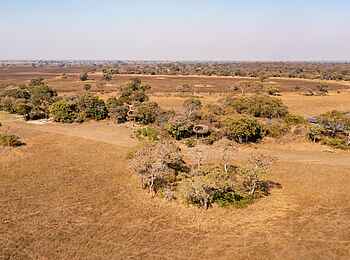 Chisa Busanga Camp: Nester aus der Vogelperspektive Chisa Busanga Camp: Nester aus der Vogelperspektive