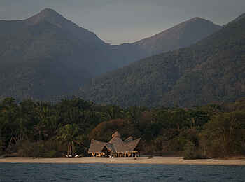 Greystoke Mahale: Tanganjikasee Greystoke Mahale: Tanganjikasee